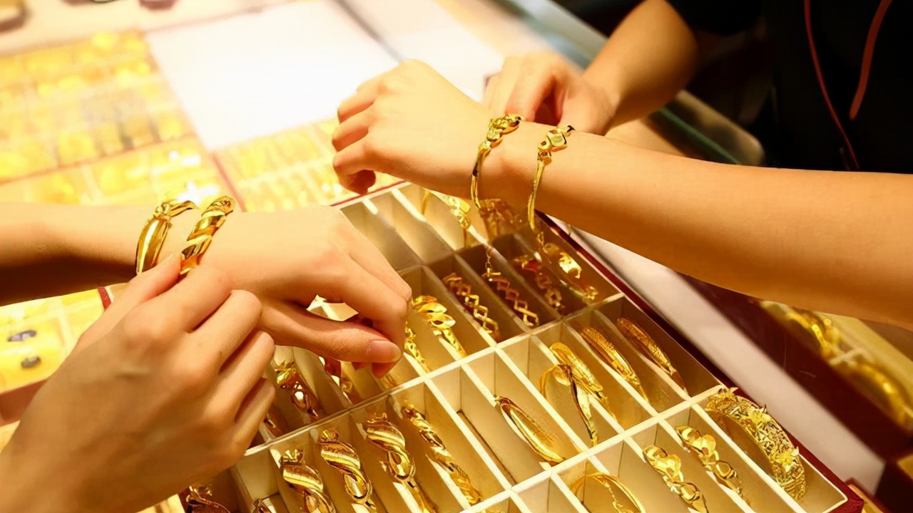 河南发现大型金矿价值超百亿,河南发现特大型金矿大概多少元