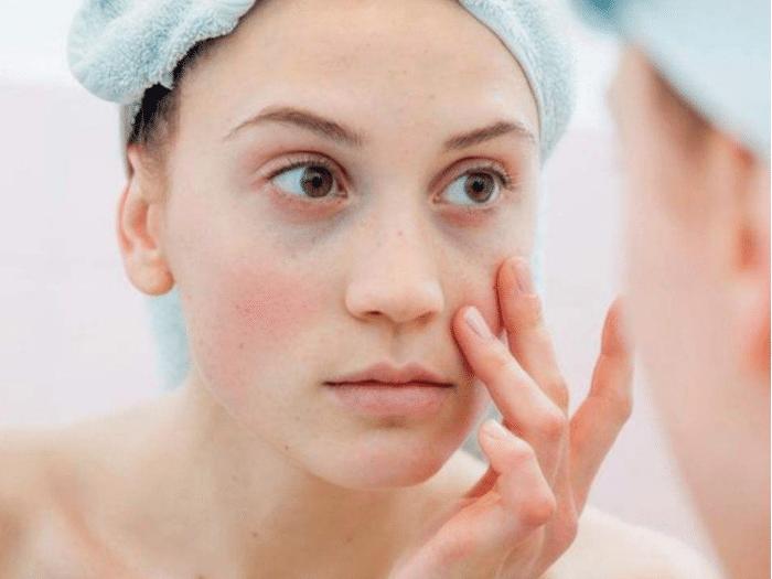 精华液正确涂抹方法,精华液正确使用方法步骤