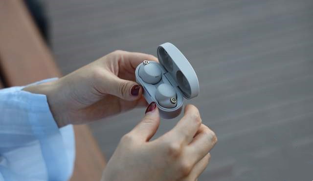 索尼1000xm4和苹果耳机airpodsmax,wf1000xm4和wh1000xm4音质哪个好