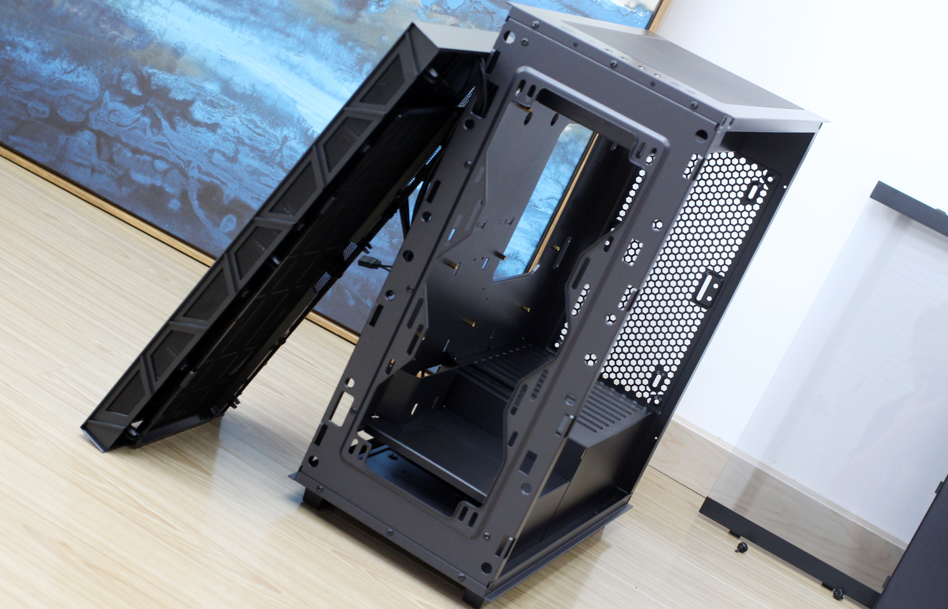 鑫谷atx3.0850w全模组,鑫谷机箱可以装三风扇显卡吗