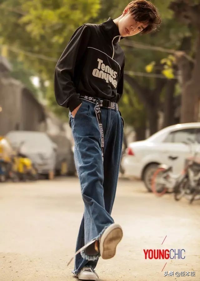 明星秋季穿搭，照着穿准没错