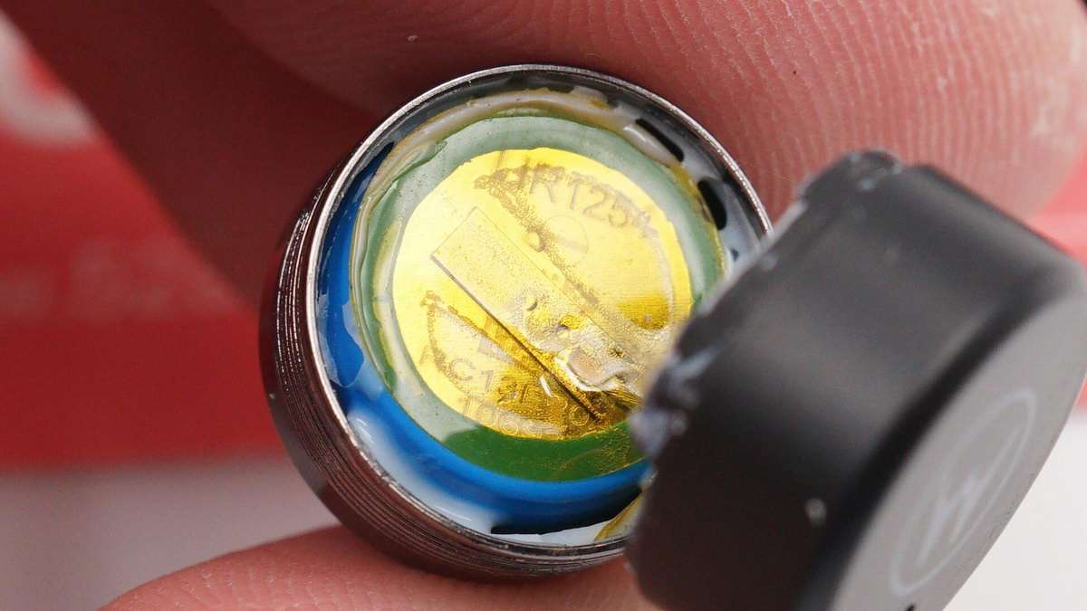 摩托罗拉蓝牙耳机motorola怎么拆,摩托罗拉motorola耳机测评