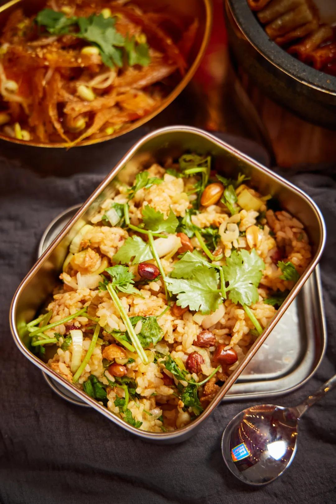 这家开在28层的「空中餐厅」，被大家称之为周口的小韩国