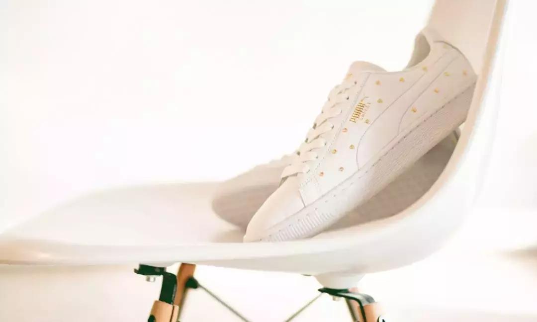 16双明星也在穿的小白鞋，值得一看！