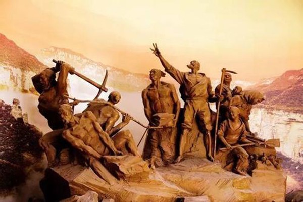 毛主席的著作“老三篇”都讲了啥？为何被誉为*党**史上的经典之作？