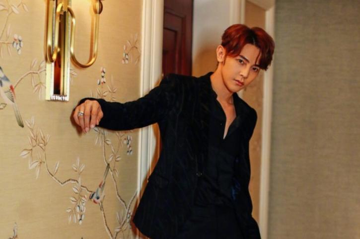 炎亚纶重返17岁,周杰伦炎亚纶