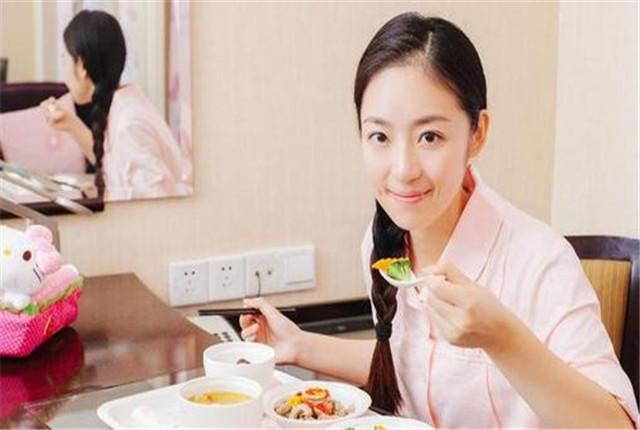 月子期间的产妇用什么护肤品较好,产后孕妇护理知识大全