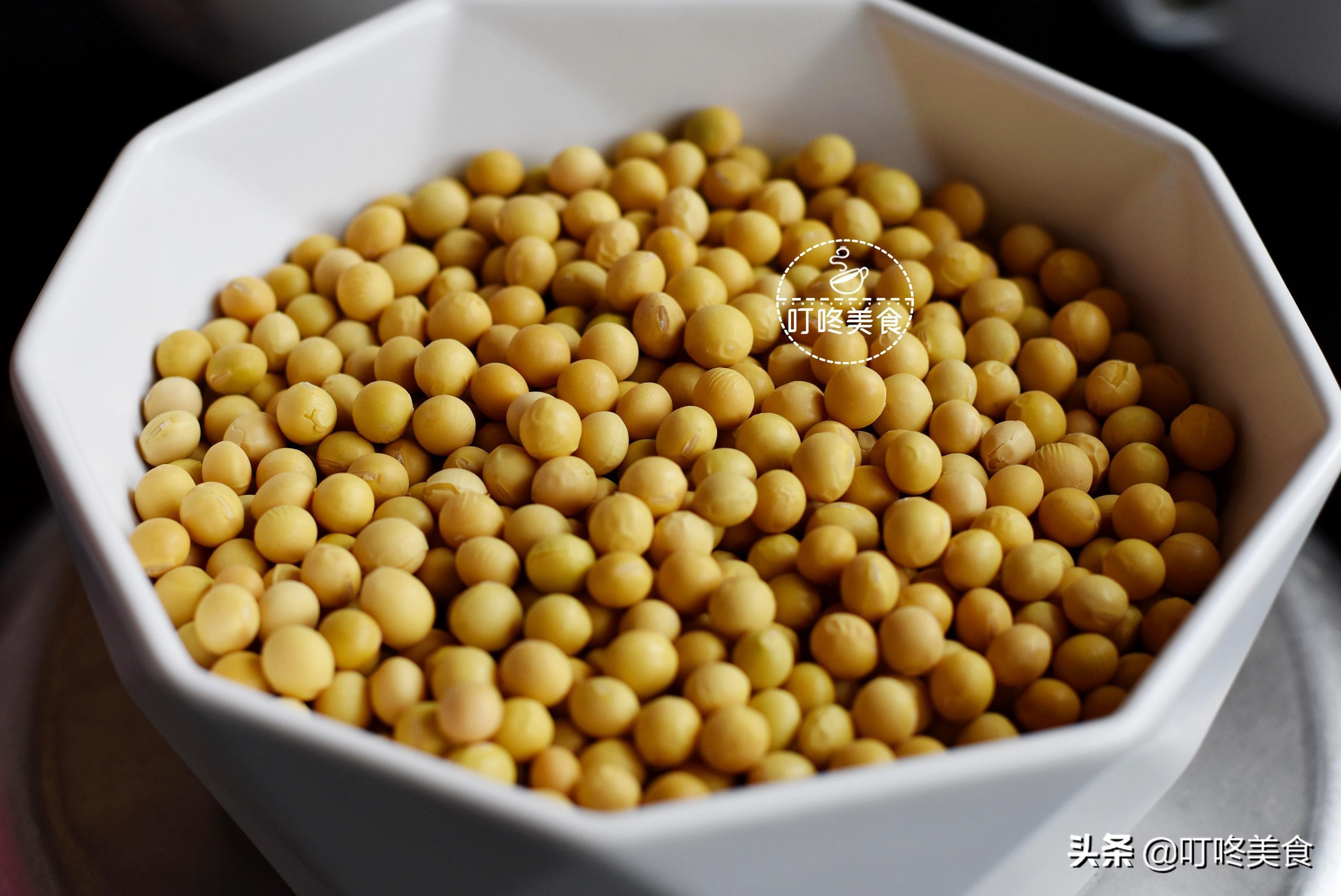 炸黄豆要裹淀粉吗,炸黄豆放普通盐行吗