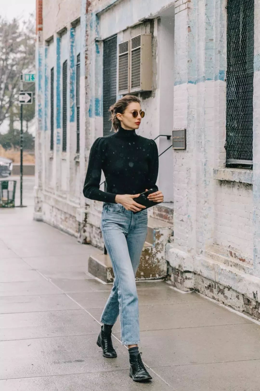 搭靴子穿的裙子秋冬款,裙子靴子秋冬搭配图