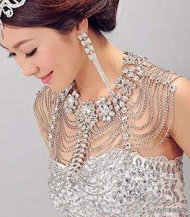 挑选婚纱的流程和注意事项,穿婚纱要注意的十大细节