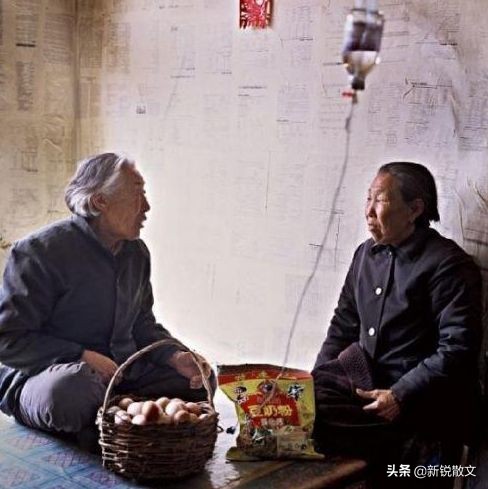 这都什么年代了，还有人信“立堂口”？虎了吧唧外甥女香火还挺旺