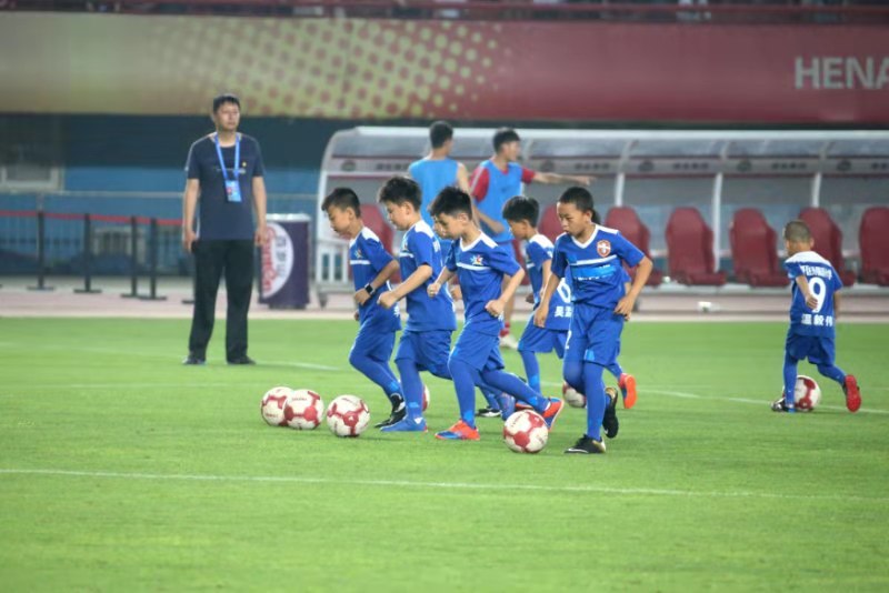 经开外国语学校足球队,中国足球青少年联赛深圳佳兆业