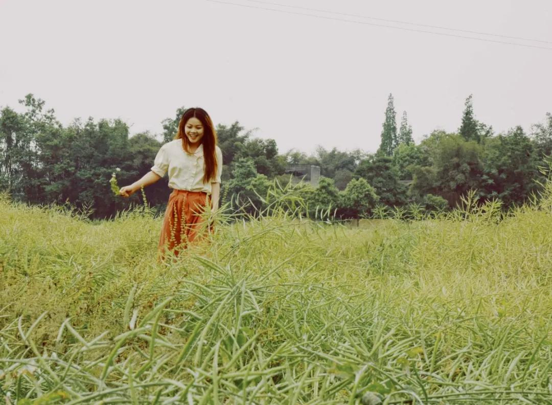 「觅趣小镇新都·原舍绿茵」湖畔泳池，畅玩斑竹园足球音乐小镇