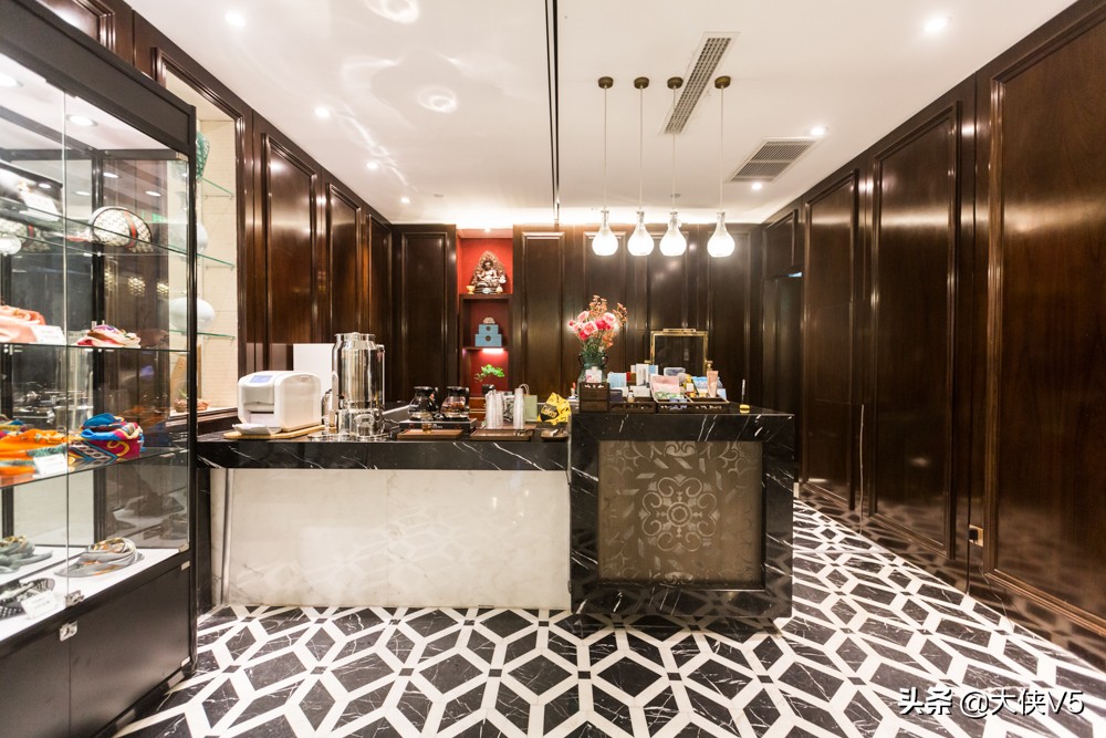 上海旅游值得打卡的酒店,来上海玩住哪里性价比比较高