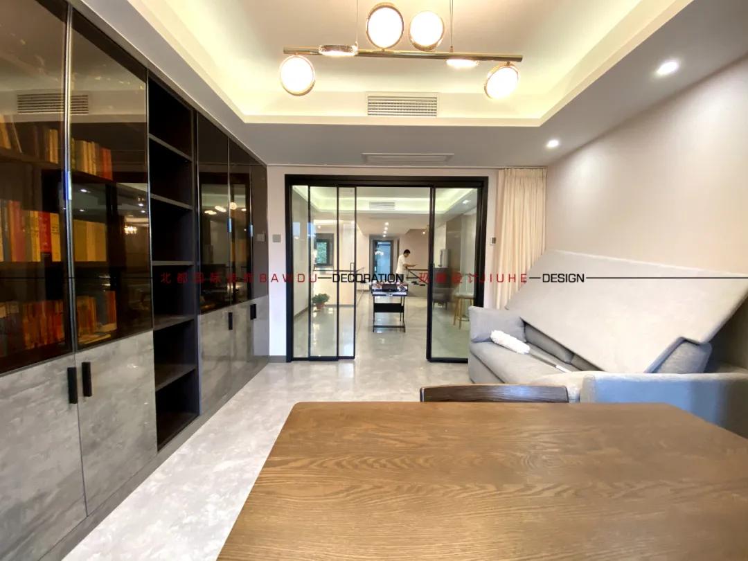 现代跃层设计效果图,装修设计案例大户型跃层