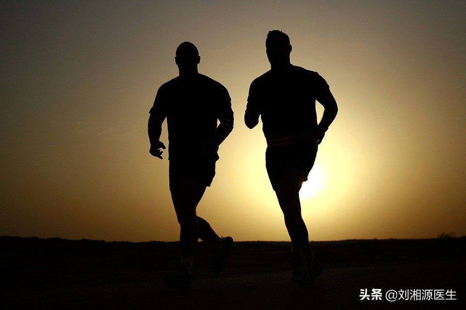 类风湿关节炎医生,得了类风湿怎么治疗不走弯路