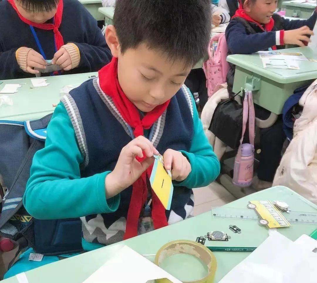 小学有特色的社团活动课,胶州市第六实验小学运动会