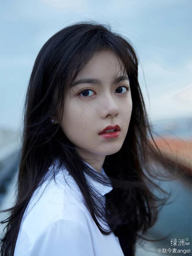 女高中生颜值天花板校服,2019最漂亮的校服校花