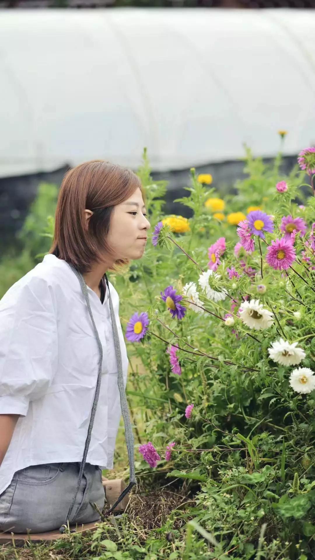 她3岁惨遭父母抛弃,无腿女孩截肢后被父母狠心遗弃