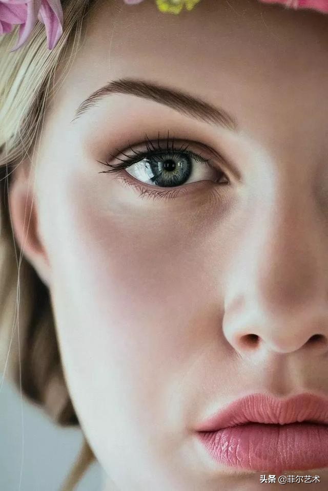 美女画家画美女，怎么看怎么美，看着她的画呼吸都要停滞了