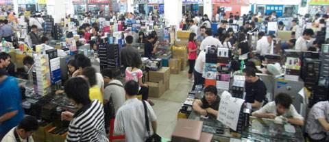 从“中国硅谷”到无数人破产、自杀，深圳华强北跌落背后的真相