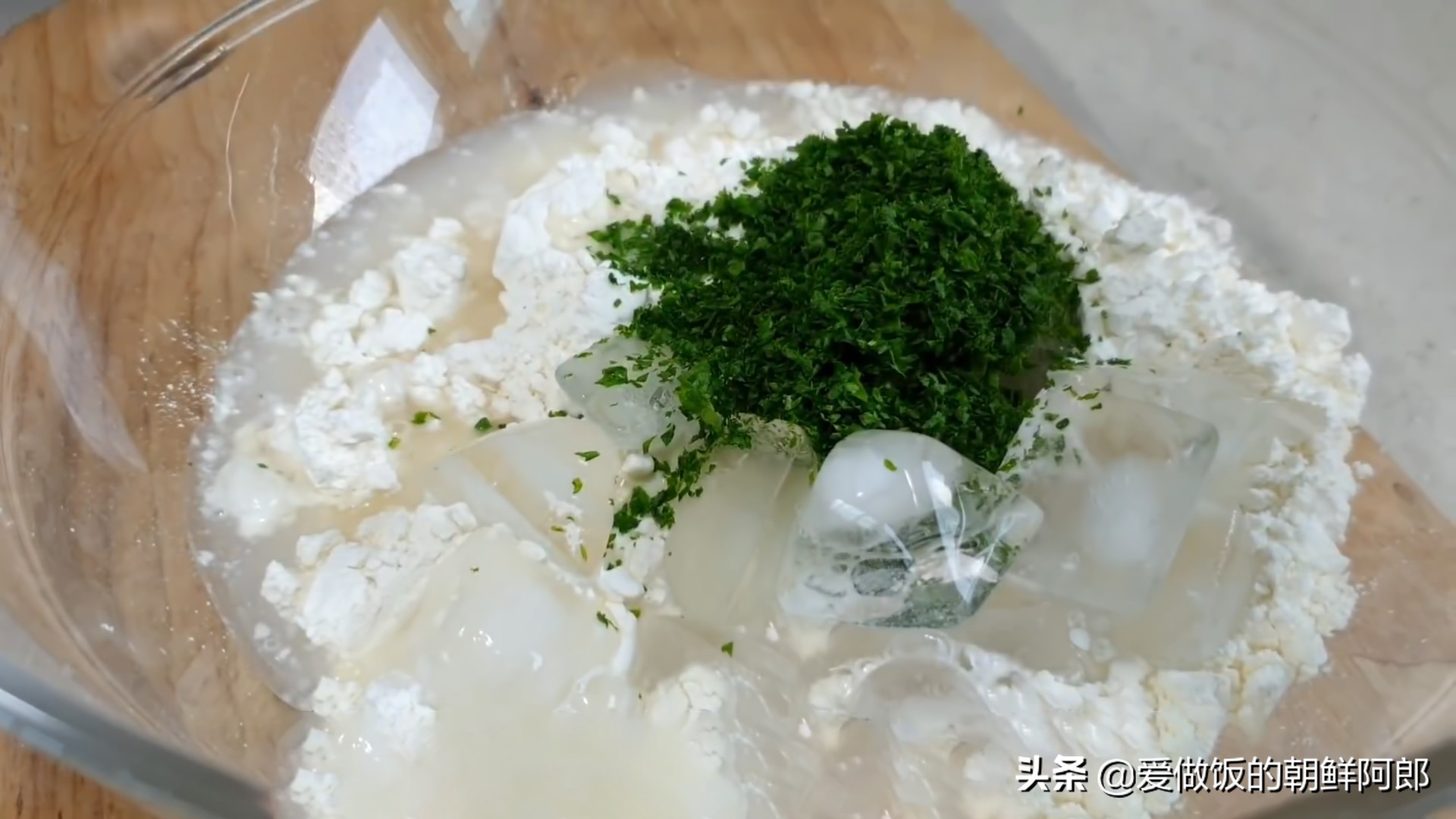 酥脆炸鱿鱼好吃又简单,香酥炸鱿鱼的做法金黄酥脆