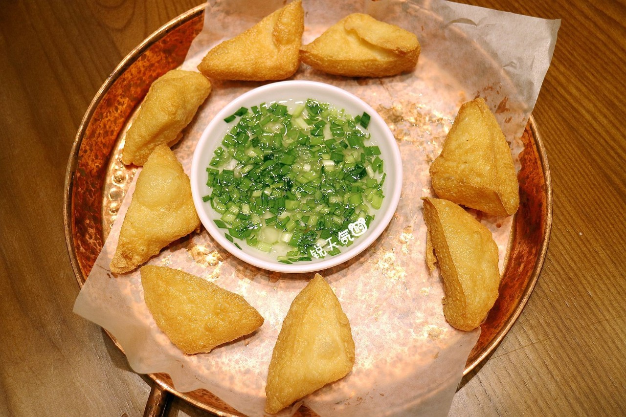 石磨现做现卖,一碗正宗的潮汕粿条