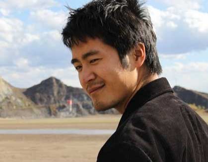 张国荣为什么去世后还怎么受欢迎,张国荣去世17年他凭什么越来越火