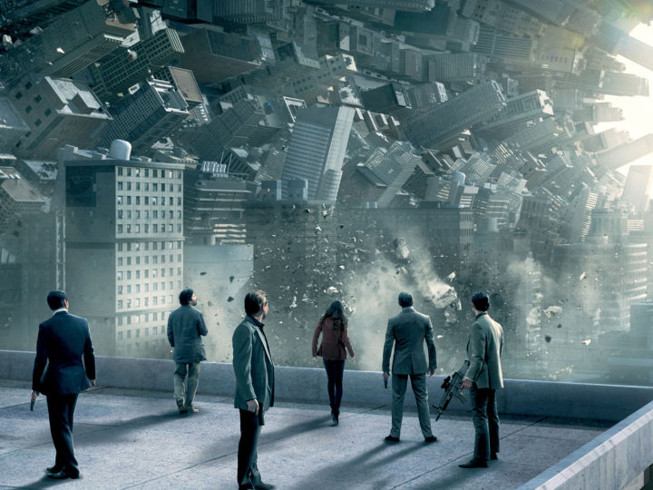 《刺杀小说家》:现实与虚幻的交错,神与人的对决