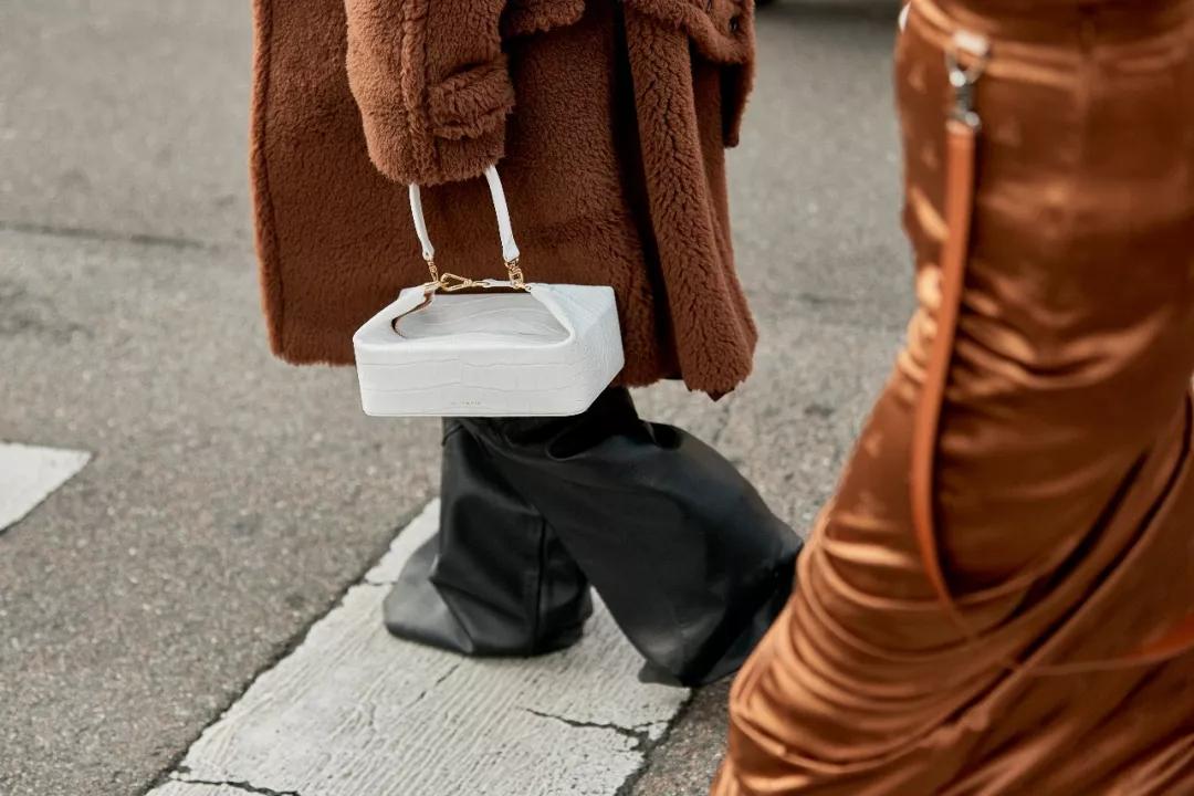 瀹嬪闇忓瓱缇庡矏鍚岀┛绱壊瑗胯,瀹嬪闇忓瓱缇庡矏绌挎惌