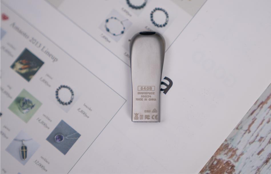 闪迪u盘cz74usb3.2评测,闪迪cz74u盘发热