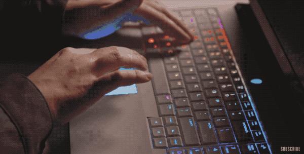 买外星人电脑送什么,外星人超旗舰笔记本