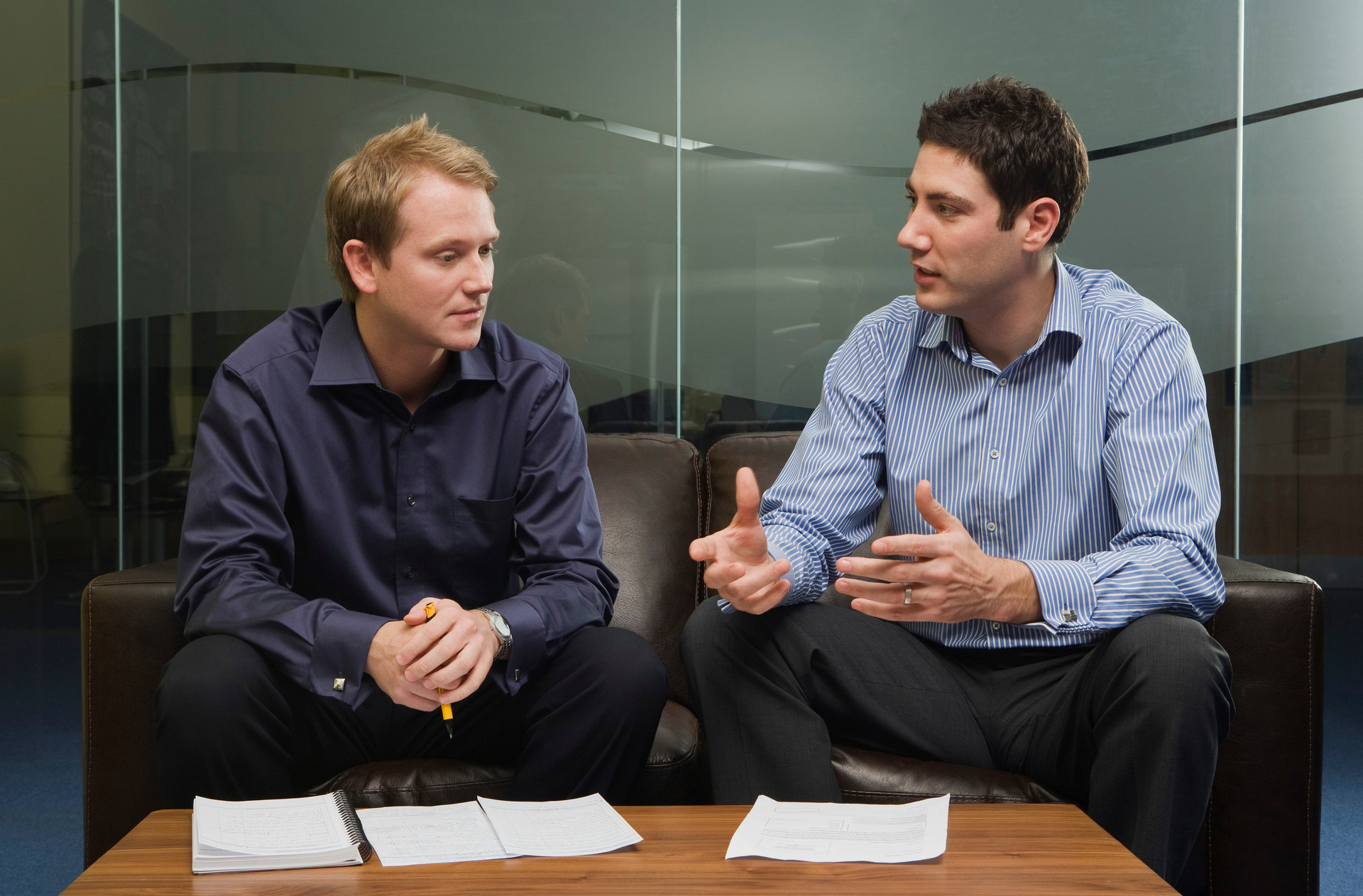 辞职信先给还是先跟领导说,离职先跟领导说话还是先找辞职信