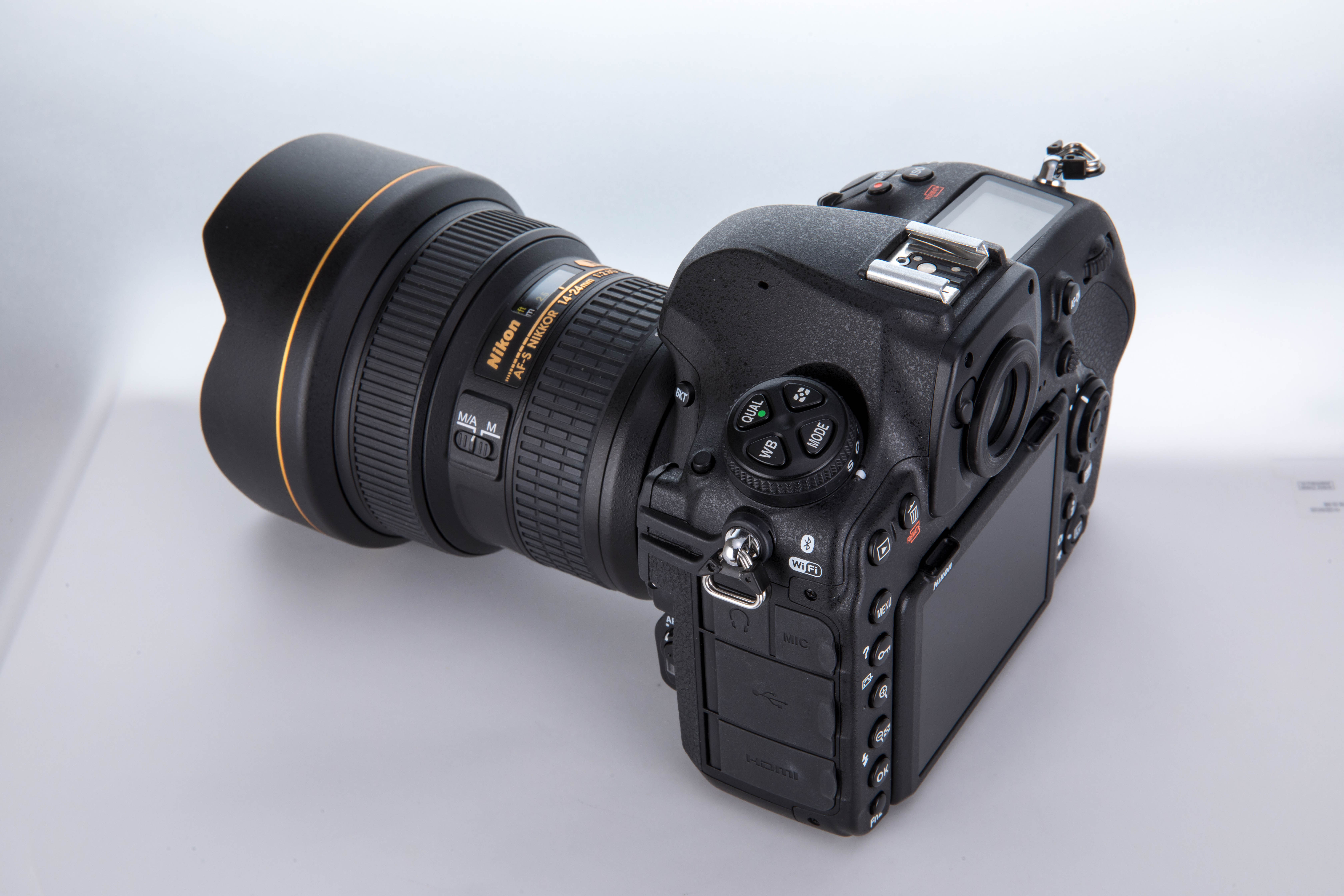 2020单反/微单选购指南：佳能、尼康、索尼、富士值得买的相机