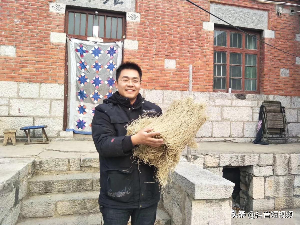 村干部“不务正业”拍抖音，却被粉丝打钱！好，来二斤村里的粉条