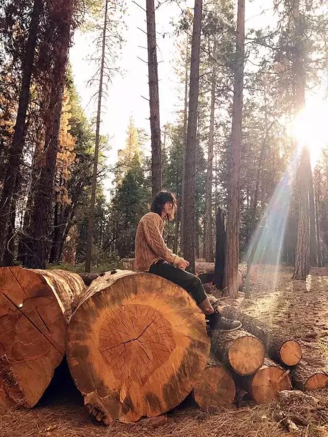 从200斤的胖子晋升到排名前八的世界超模！他是走出去的山西牛人