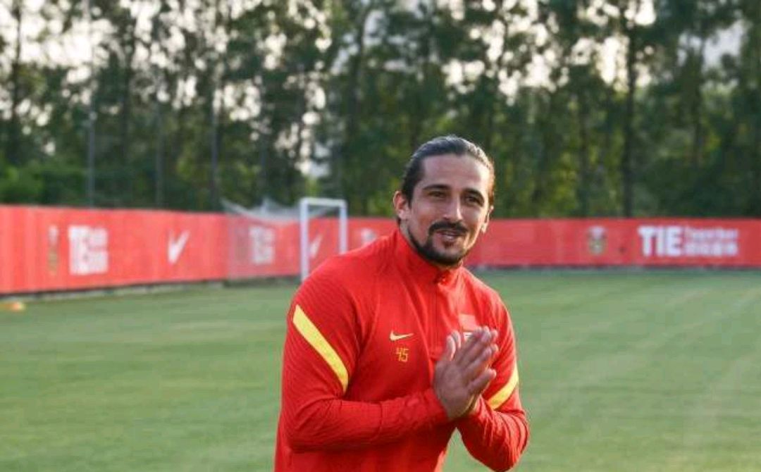 李铁回应洛国富被换,李铁发怒