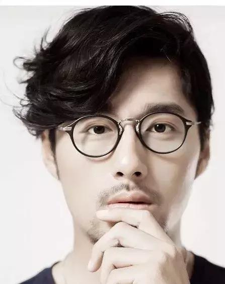 你脸大？脸型不完美？戴眼镜啊！