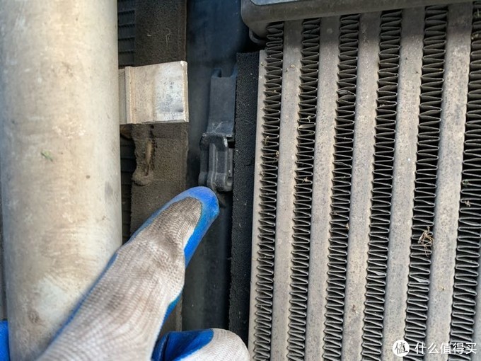 冷凝器冲坏了怎么办,自己更换冷凝器