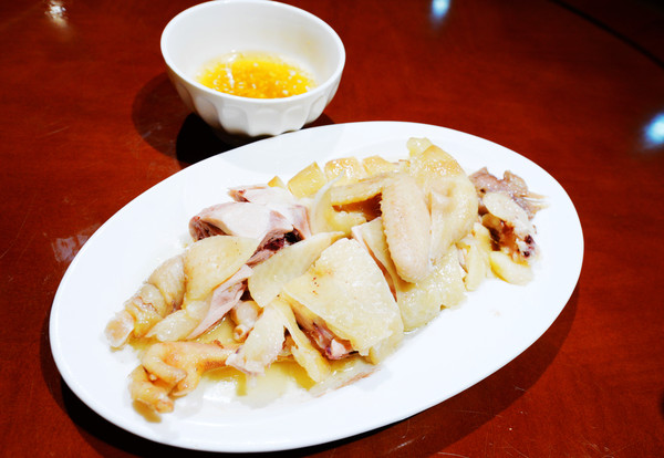 幸亏我来了再不来素材就没了,海南月亮湾的夜晚