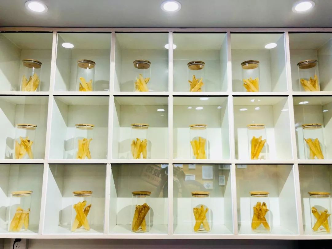 香港帅哥为了爱情来郑州,也带来了香港地道花胶鸡