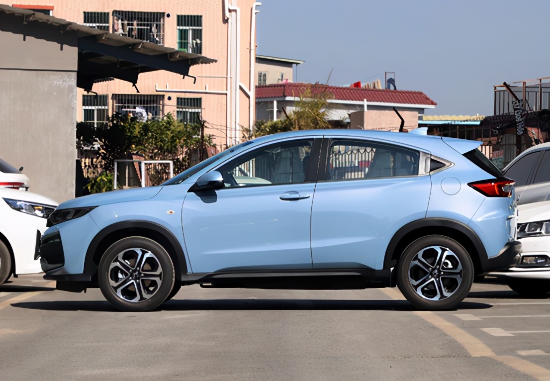 本田小型suvxrv多少钱几缸发动机,东风本田xr-v查看油耗教程