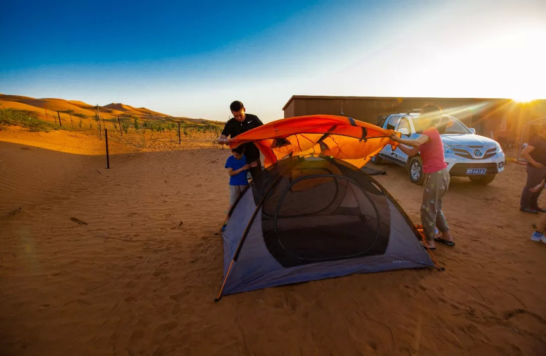 沙漠亲子营价格 (沙漠亲子陪伴营优惠政策)