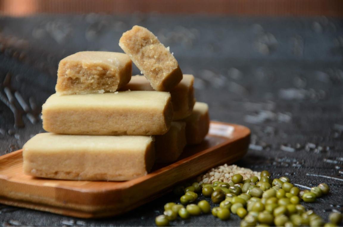 舌尖上的美食之广东甜点，下面的这两款最受欢迎，放假吃起来