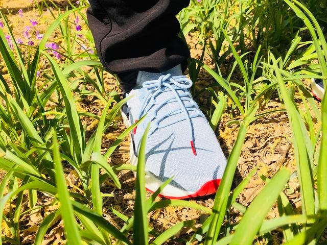 米家运动鞋3与4代的区别,米家运动鞋4和繁星版4选哪个