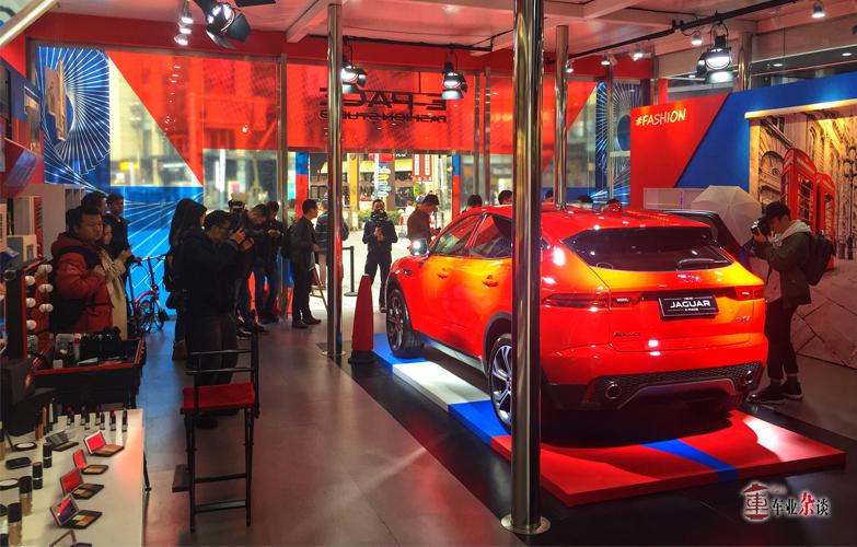 新款捷豹e-pace街拍,全新捷豹e-pace英国赛车绿