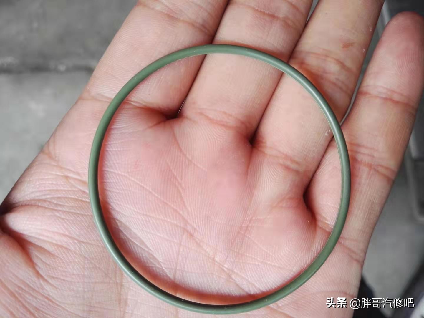 奥迪碳罐电磁阀坏怠速高,奥迪发动机烧机油更换活塞环