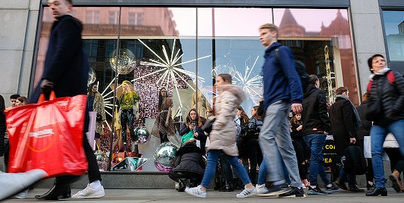 在英国买奢侈品划算吗,英国买奢侈品能退税吗