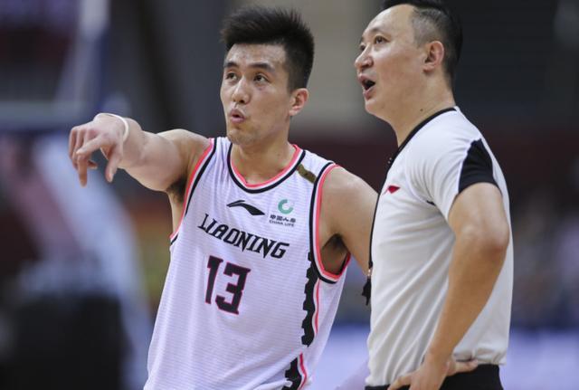 狂轰32+6！郭艾伦大开杀戒，换帅如换刀，辽篮酿28分大胜