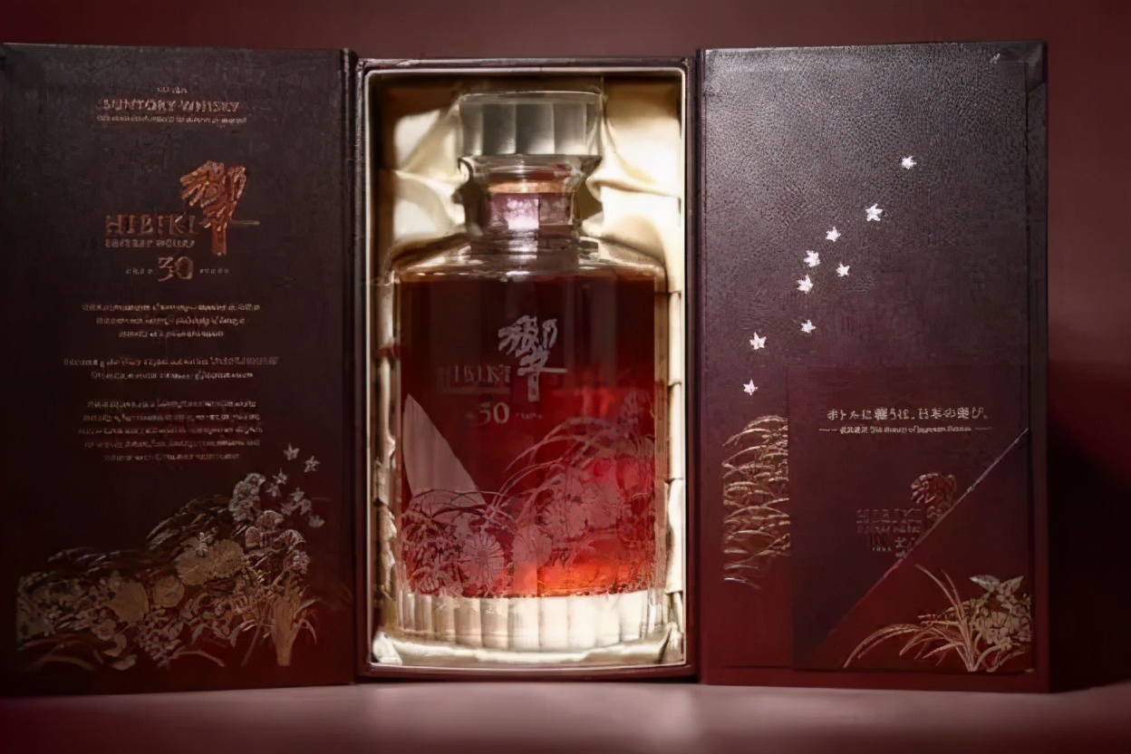 芝华士威士忌跟三得利威士忌,三得利调和型威士忌